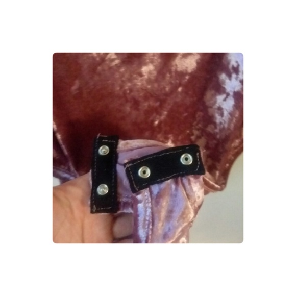 PLUS SIZE MAUVE VELVET BODY SUIT!🍁 - Picture 5 of 5